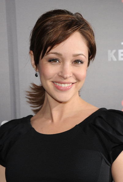 Celebrity Haircuts: Autumn Reeser Hairstyle Haircut Ideas