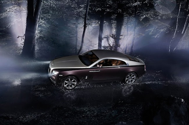Rolls-Royce Wraith đã ra mắt với giá cơ bản từ 215.000 Bảng. Rolls-Royce Wraith đã ra mắt với giá cơ bản từ 215.000 Bảng.