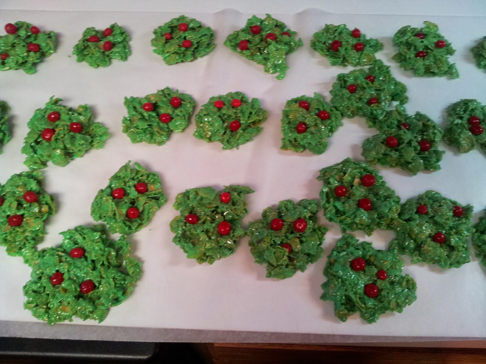 Working Mom Wonders Corn Flake Wreaths
