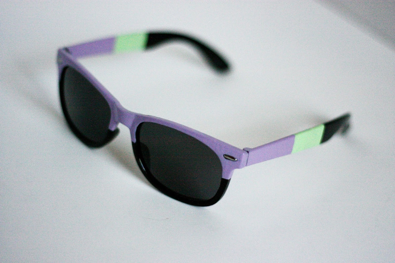 DIY Upcycled Dollar Store Sunglasses The Pretty Life Girls