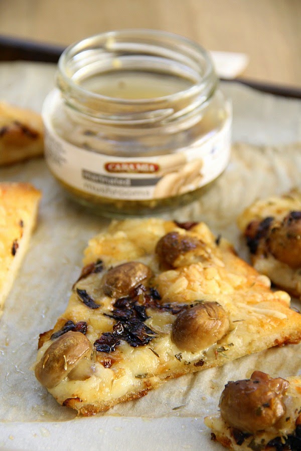 Cara Mia Mushroom, Gruyère and Caramelized Onion Flatbread