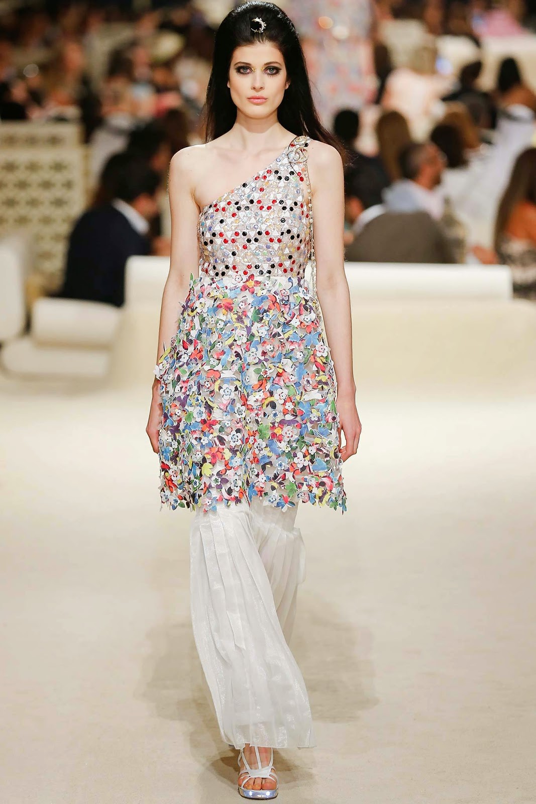 Alinne Rosa Tendência MaGGnífica Vestido + Calça