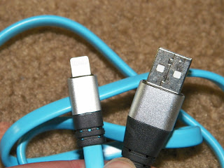 Mobile_Esprit_Lightning_to_USB_Cable.jpg