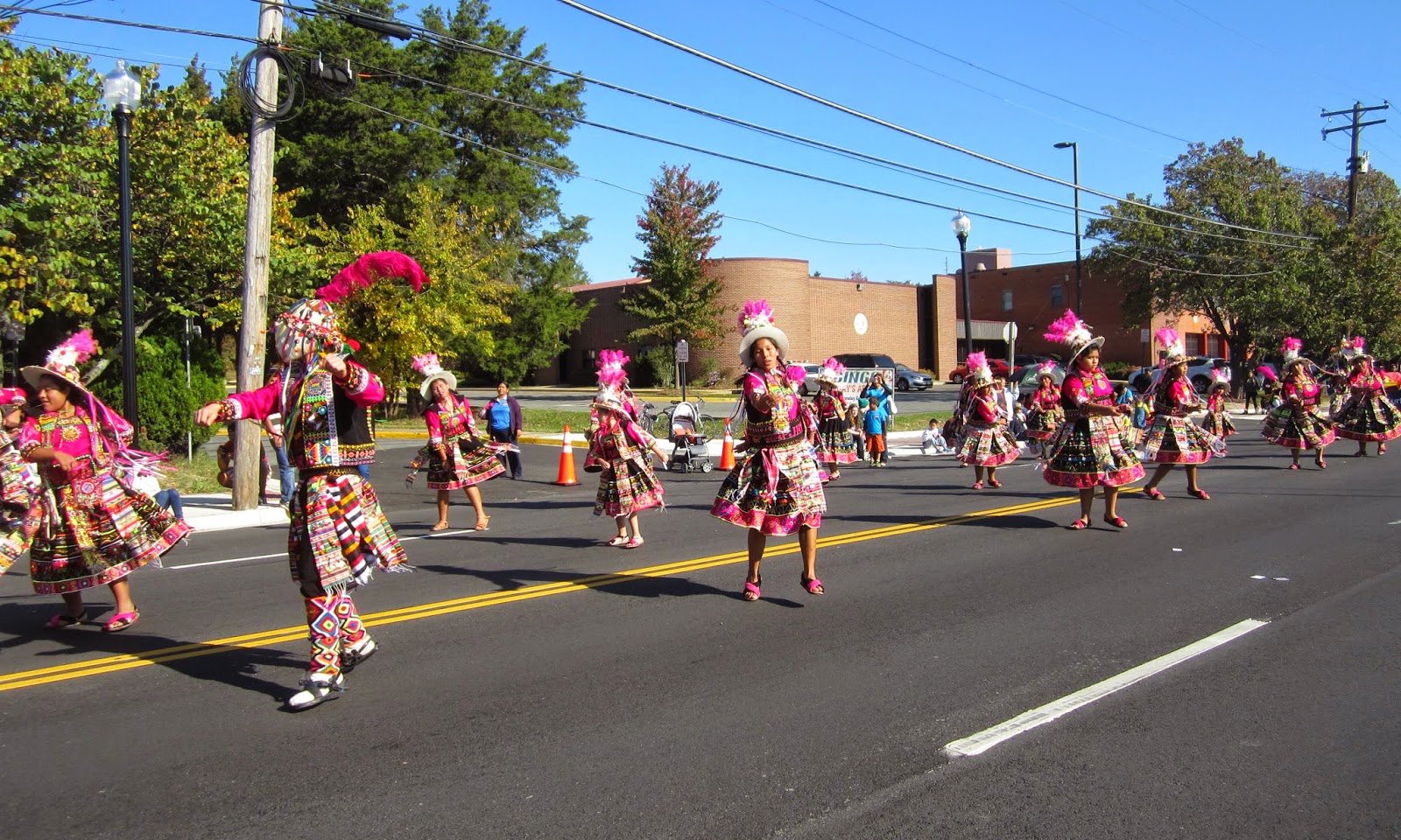 the Annandale Blog Annual Parade and Fall Festival bring crowds to