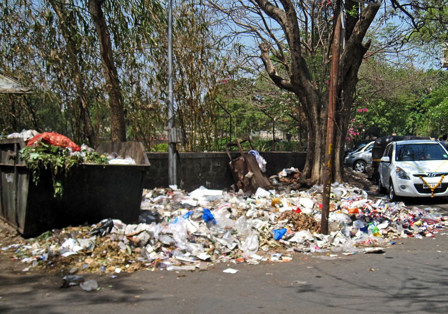Stock Pictures: KFC Garbage