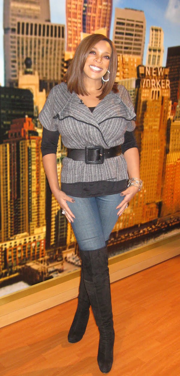 THE APPRECIATION OF BOOTED NEWS WOMEN BLOG What Wendy’s Wearing? Lots And Lots Of Big Boots