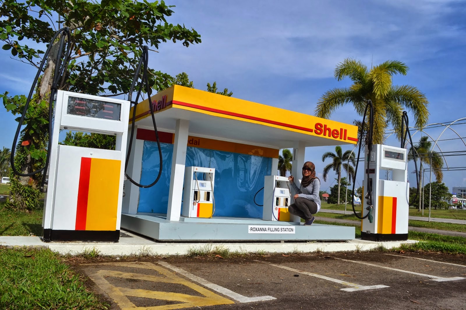 Shell - first oil company in Brunei Shell - first oil company in Brunei
