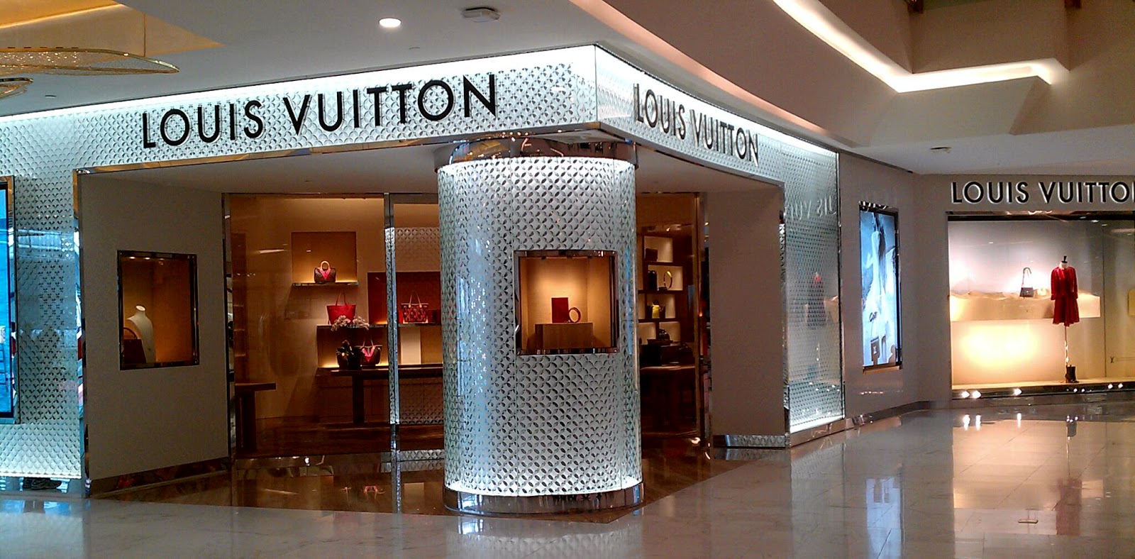 Louis Vuitton Emporium