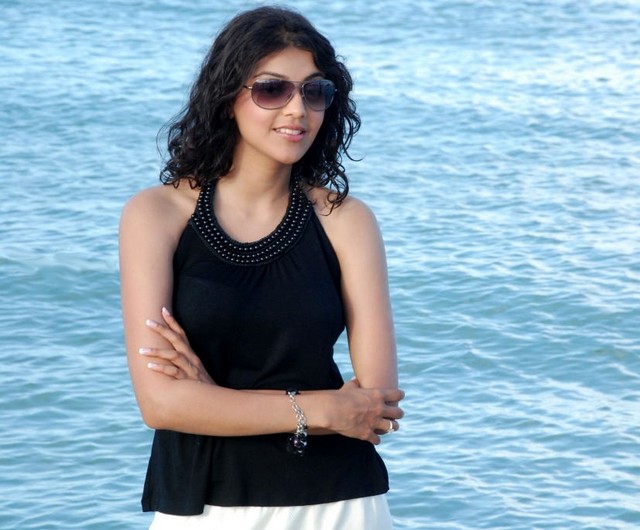 Kajal Agarwal_Click on the Image for Larger View Kajal Agarwal HD Wallpaper-1280x1024