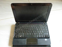 Mudahnya mengganti RAM Netbook HP Mini 1000 www.kupaskomputer.com