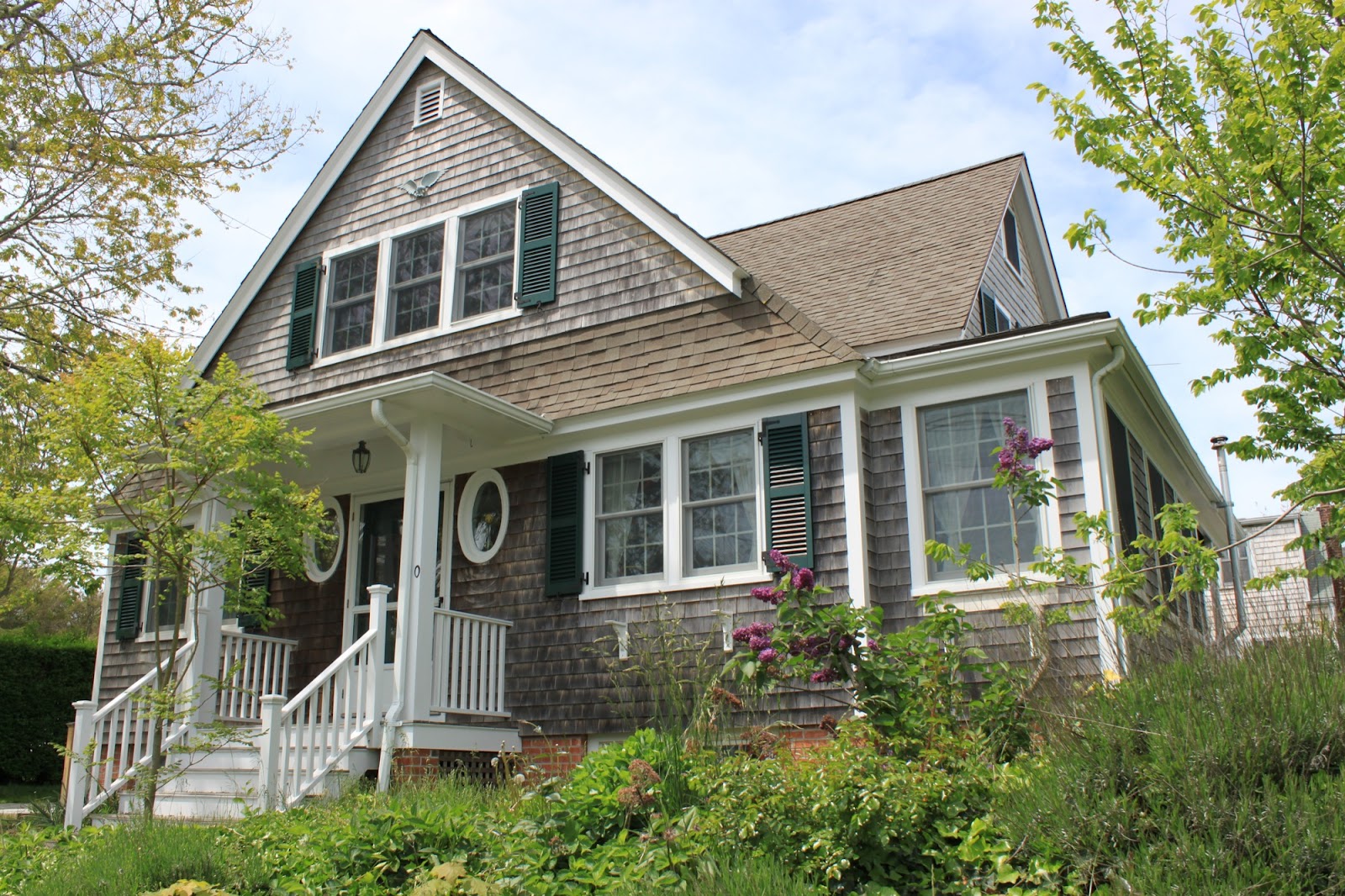 QuarDecor New England Beach Homes