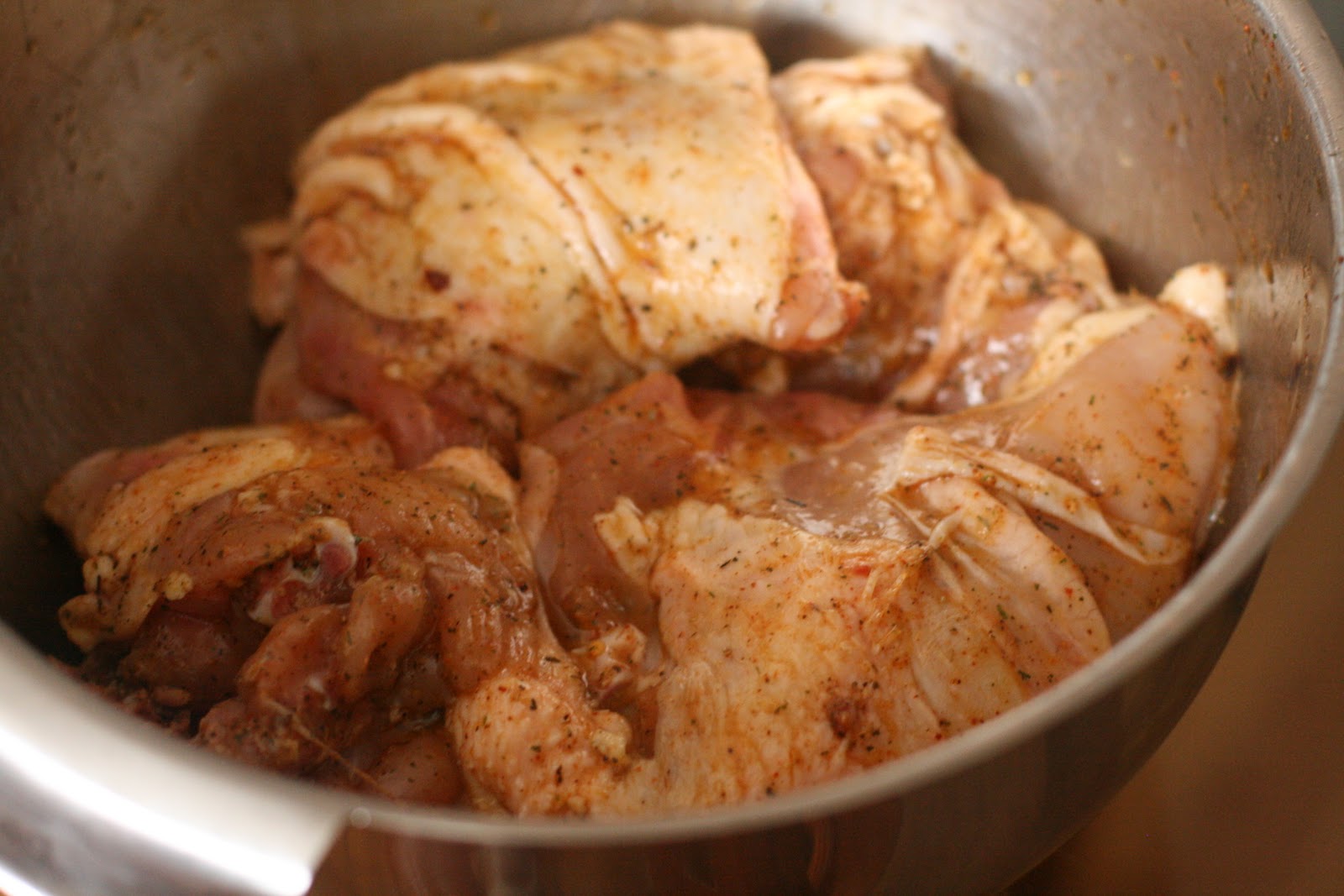 Как потушить курицу фото Simple Roast Chicken and Potatoes: Simple things Week of Menus