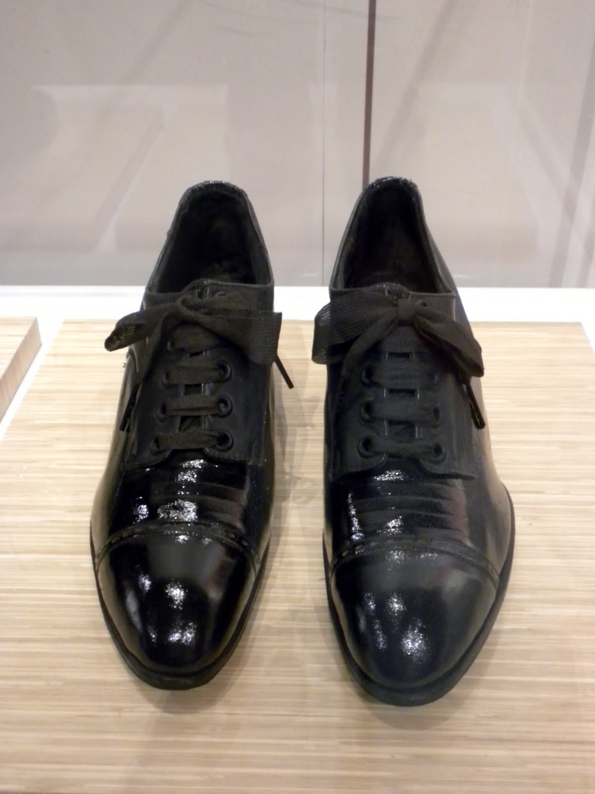 Bata Shoe Museum on X: #bsmshoeoftheday This 1920s #LouisVuitton