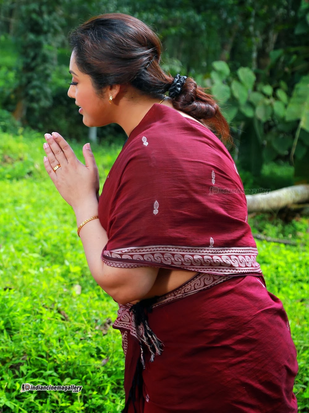 Actress Meena Hot Stills In Drisyam Malayalam Movie.