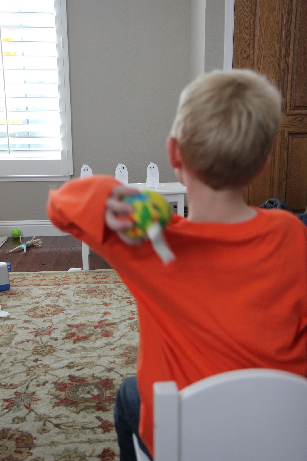 Toddler Approved! Ghost Knock Down Game