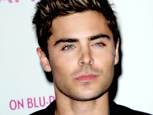 Testosteloka: Zac Efron- Again!!!