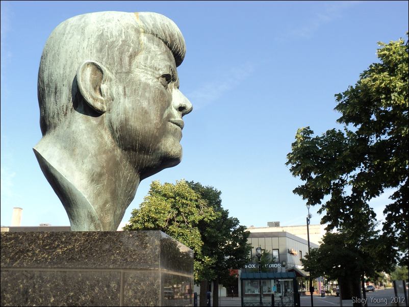 My Eclectic Thoughts Saturday Morning in Mt. Clemens, Michigan