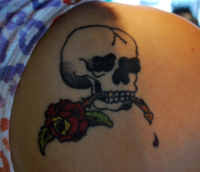 Got a healed pic of Gaby's Sailor Jerry skull I did Looking good