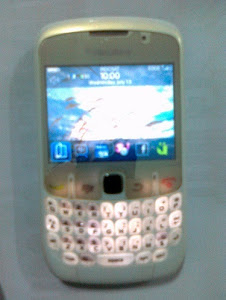 BlackBerry GEMINI 8520 Rp.1.000.000,-