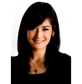 http://2.bp.blogspot.com/-hJLKE5kw2qw/To8eCLE01LI/AAAAAAAAHO0/Kng4xWKOGog/s400/19-Maria-selena-jateng_490_506_90.jpg