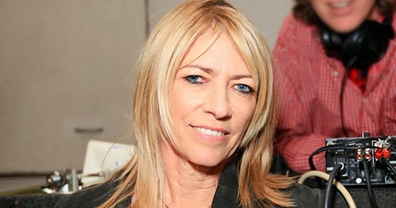 The Dark Stuff: Happy Birthday to Kim Gordon!