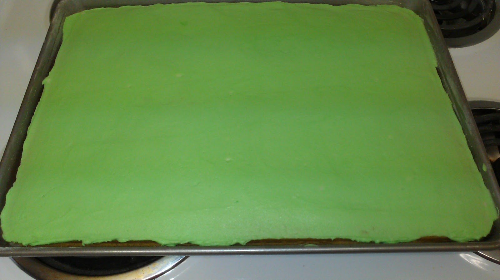 Apples to Applique Transferring a Design to a Cake