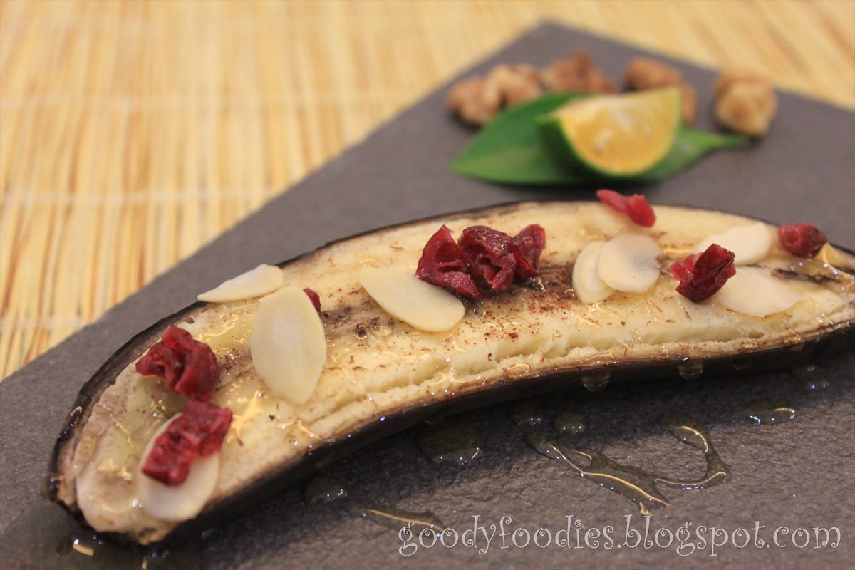 GoodyFoodies Recipe Roasted Bananas with Honey, Lime, Nuts and Dried