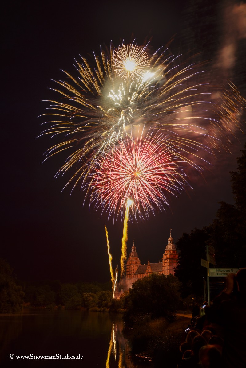 Mutmasslicher Doppelmord In Der Oberpfalz Taucher Im Einsatz
