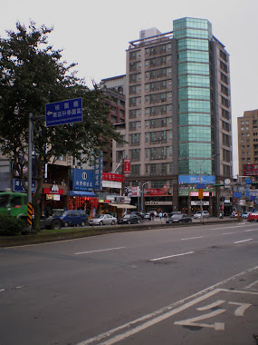 Lin. Kou. , cityscape
