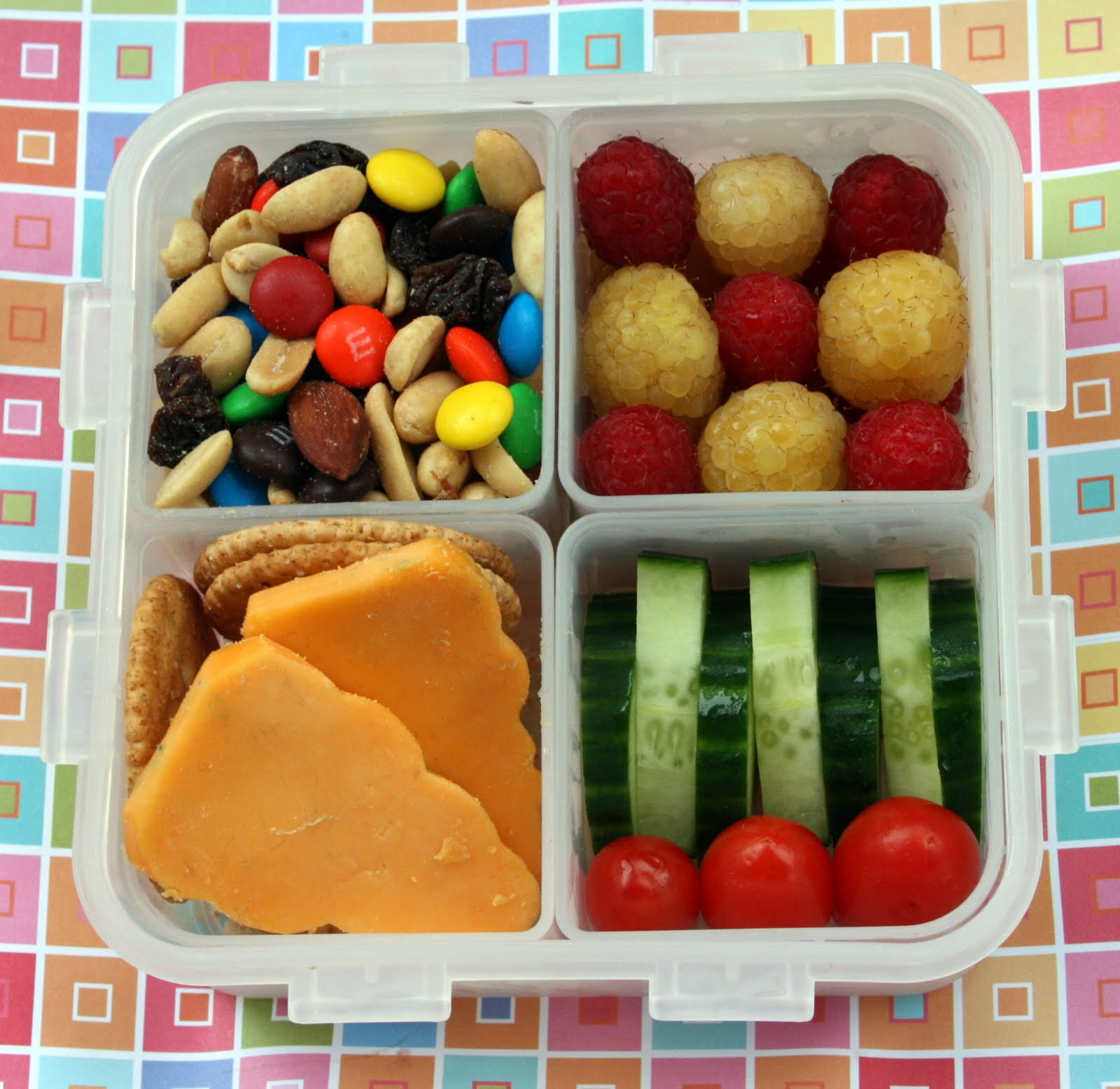 Bentology Swim Team Snack Bento