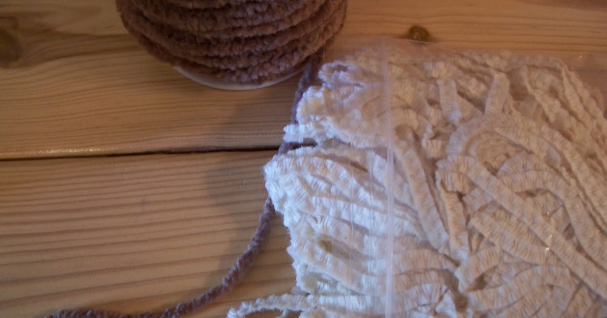 It's Daffycat Chenille Trim