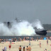 Hovercraft ruso en la playa