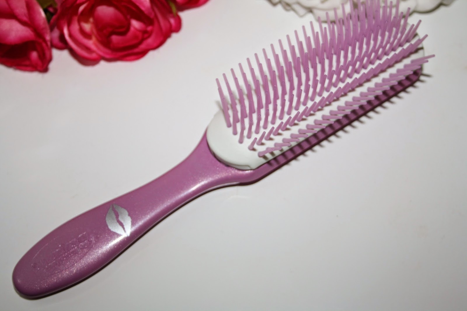 VALENTINES DENMAN D3 KISS 7 ROW BRUSH PRETTY YOUNG THING