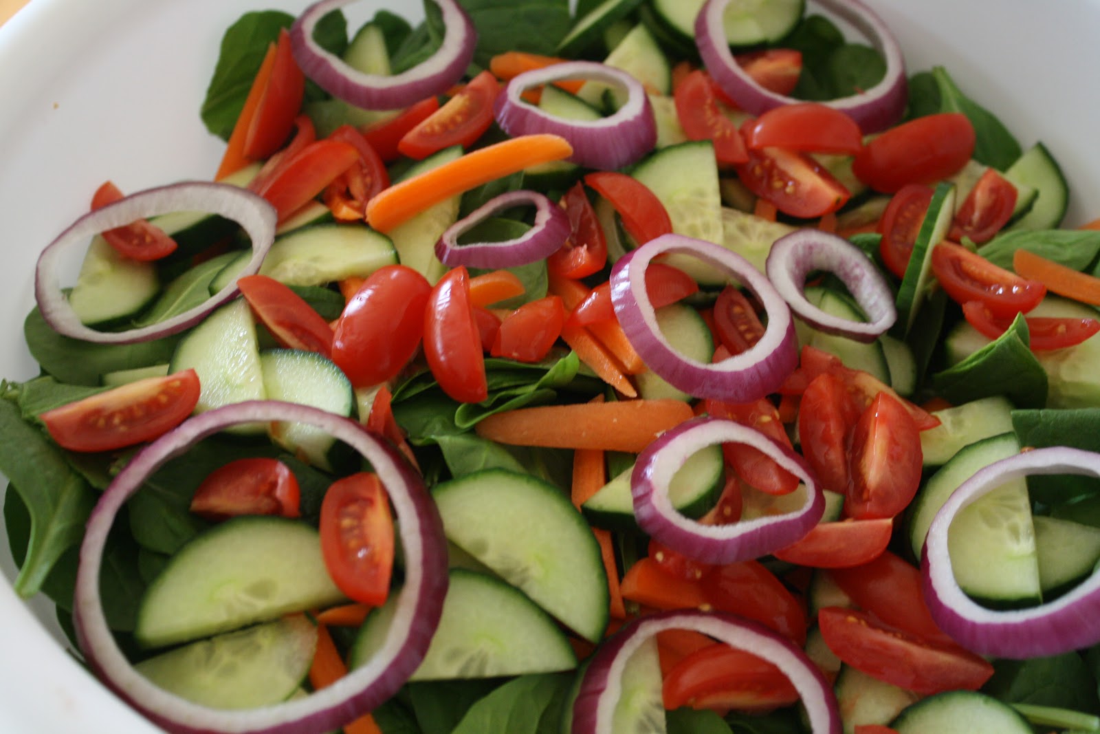 Lauren's Menu Honey Mustard Spinach Salad with Chicken