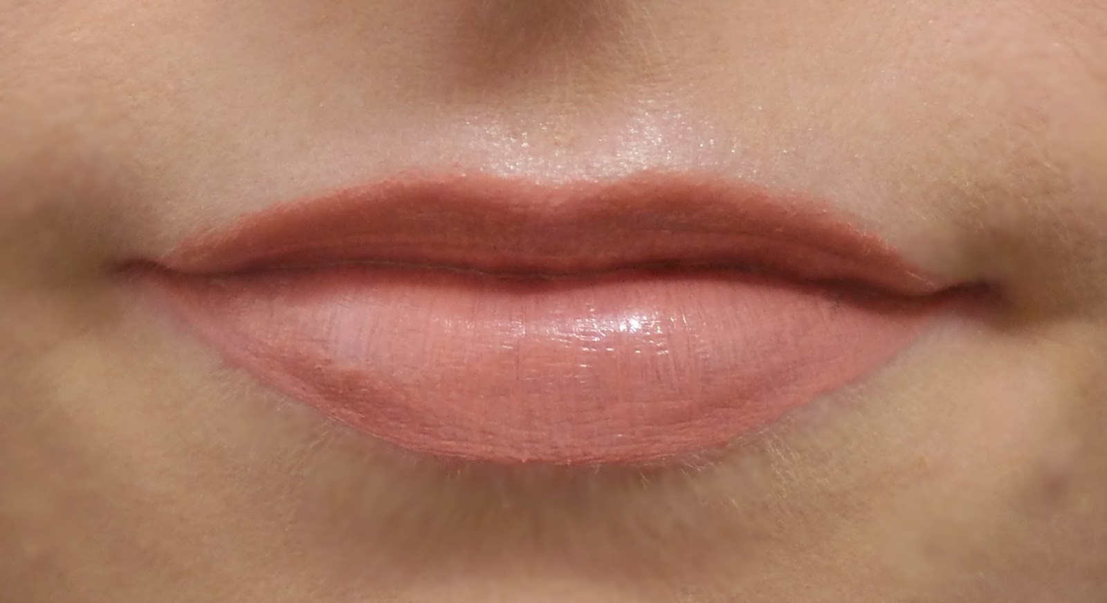 Lashesandblushes by Alessia Tom Ford Lipstick Spanish Pink A short