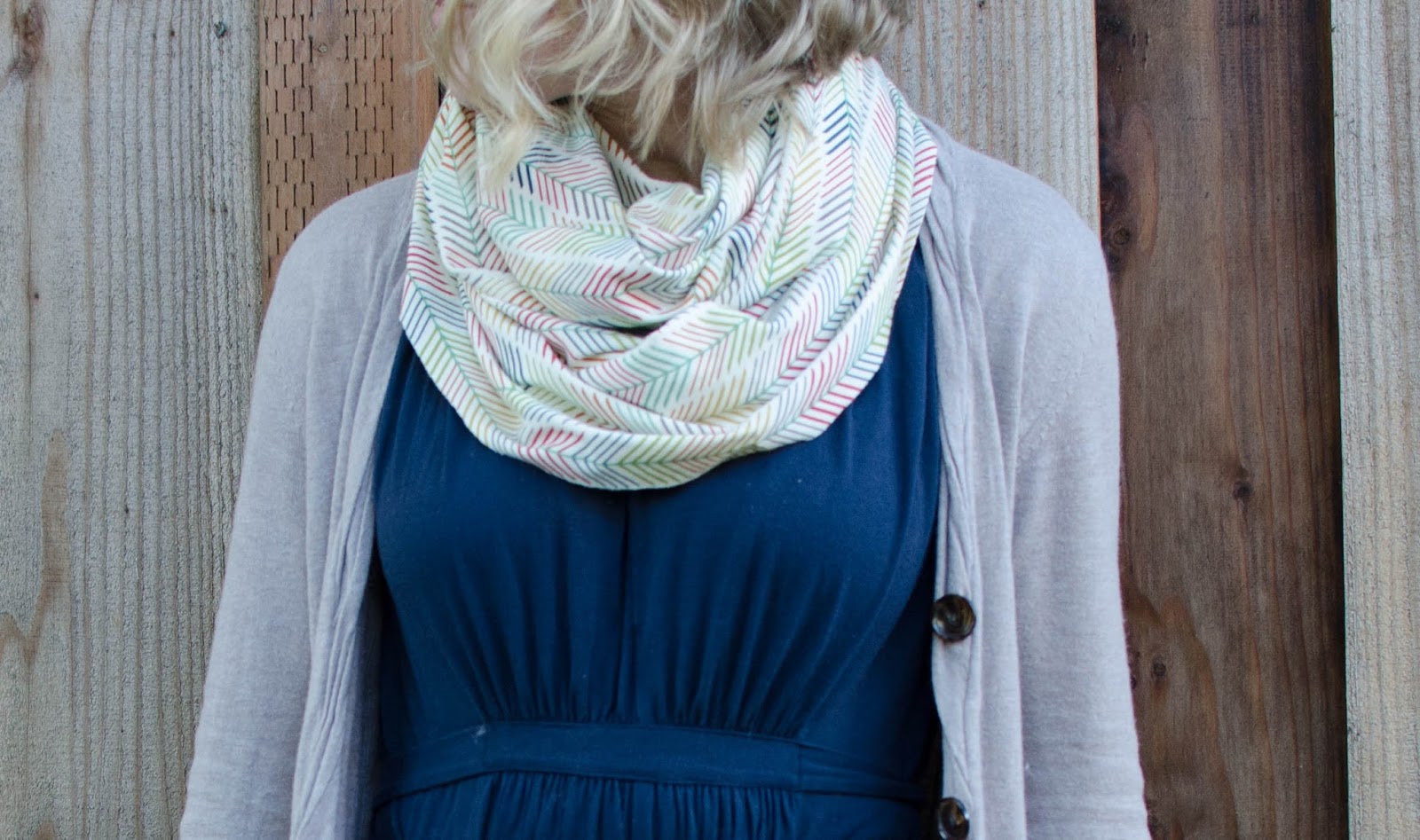 Free Pattern Nursing Infinity Scarf DIY TheseLittleLoves gifting