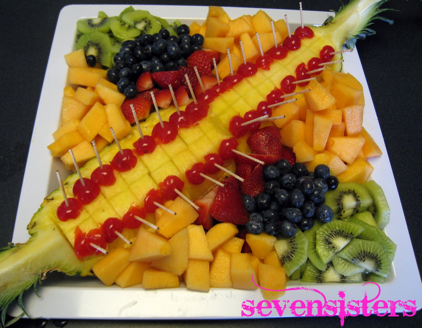 how to make a fruit tray pretty
