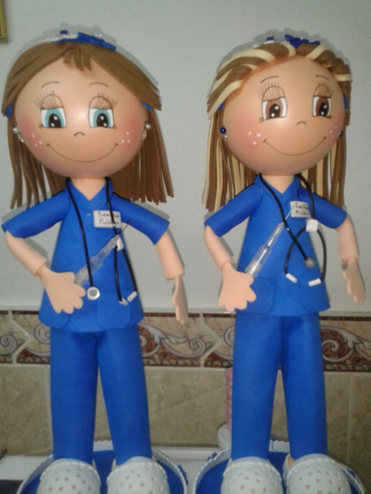 fofuchas medicos y enfermeras