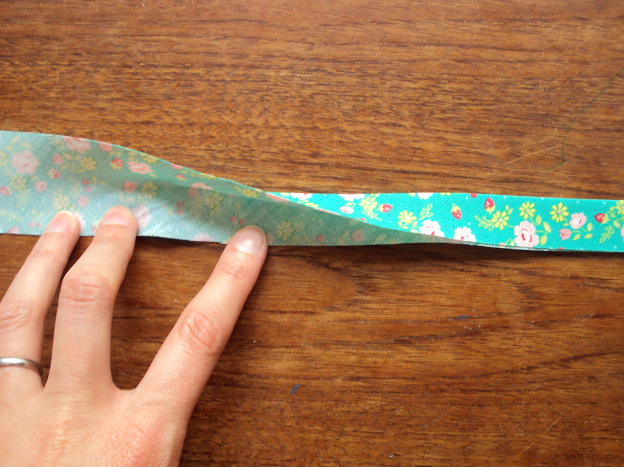 'So, Zo...' How To Make Your Own Bias Binding