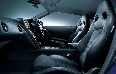 2014 Nissan GT-R Interior