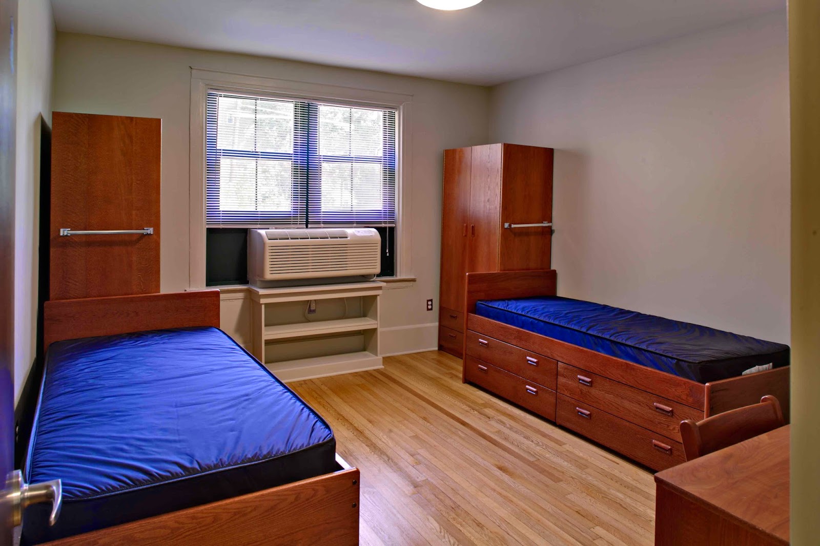 Dorm Room Essentials Checklist