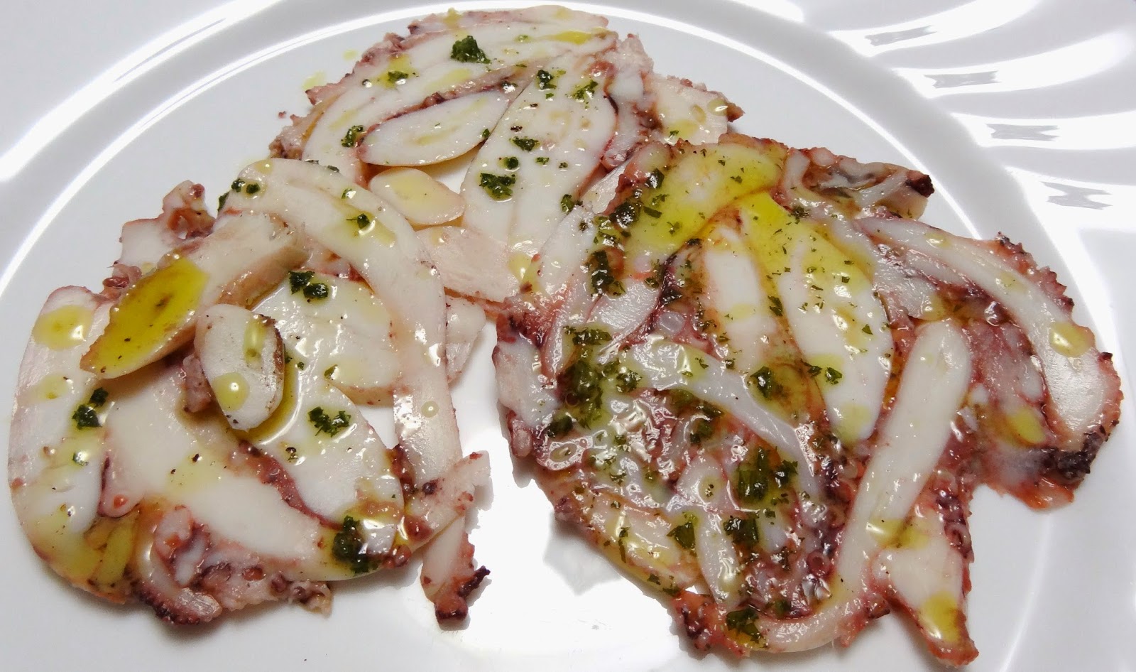 A cena da Nicola Carpaccio di polpo