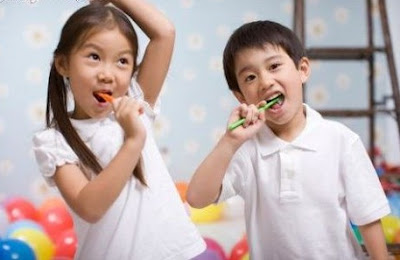Tips Menjaga Kesehatan Gigi dan Mulut Pada Anak