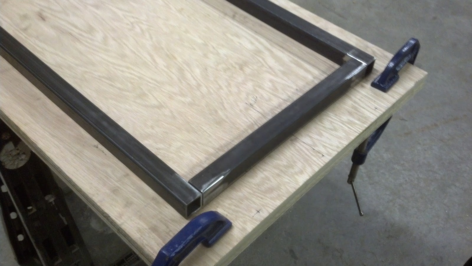 Under the Oak Tree New chainsaw mill brackets