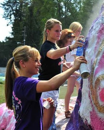 Painting the Rock