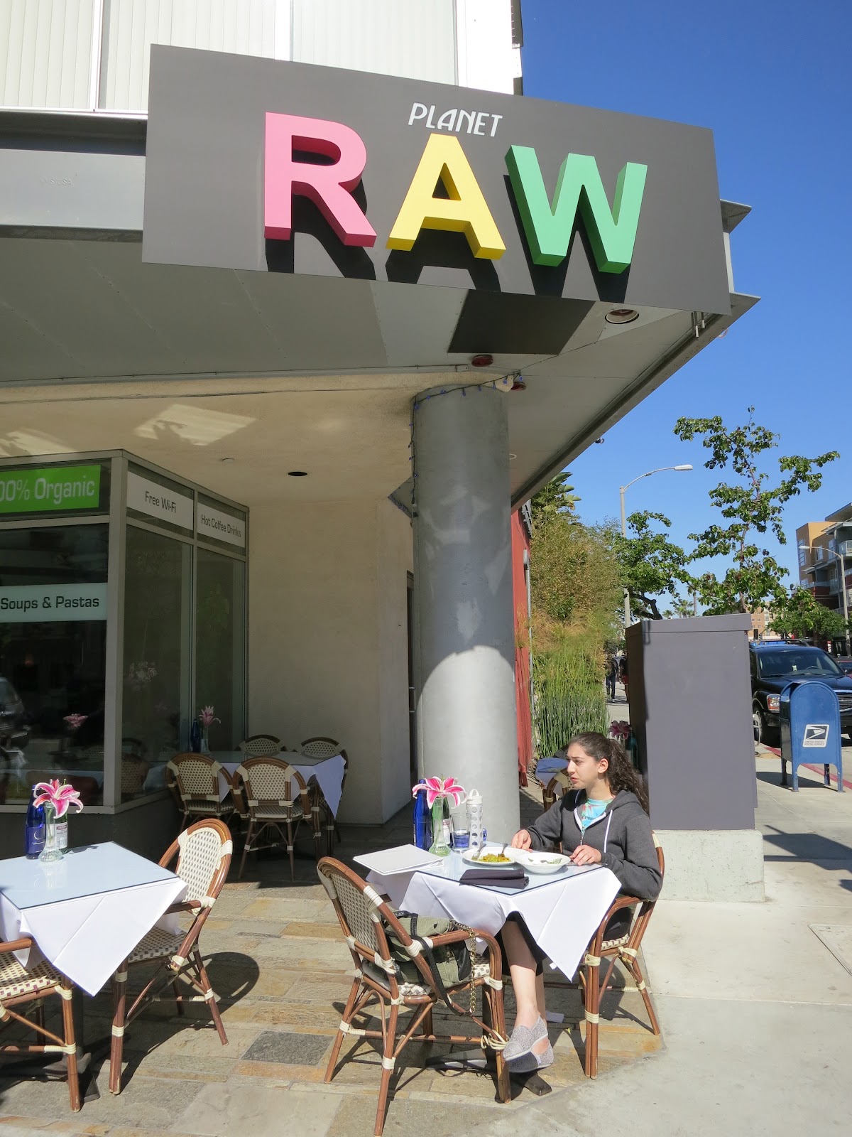 The Veracious Vegan Raw, Los Angeles