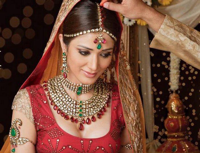bollywood bridal makeup. Indian Bridal