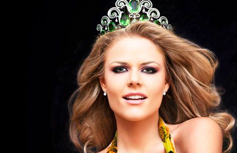 CloseUp Claudia Schiess rumbo a Miss Universo