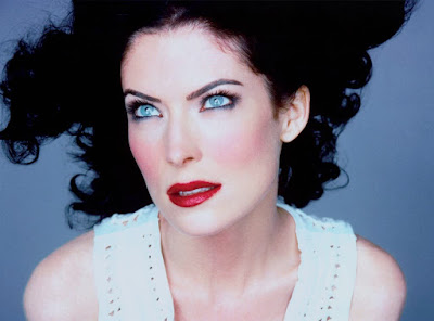 Lara Flynn Boyle Beautiful Wallpaper