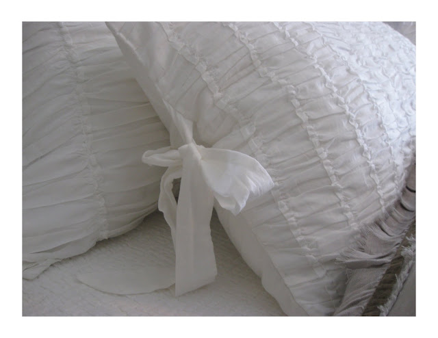 The Yellow Cape Cod: Recipe For The Perfect Bed~Warm Climate or Cooler Climate